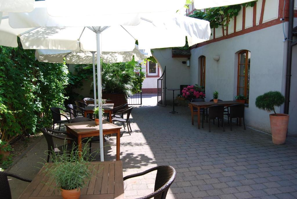 Landhotel St. Gereon Nackenheim Экстерьер фото